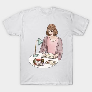 Writing girl T-Shirt